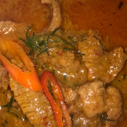 แกงพะแนงเนื้อ