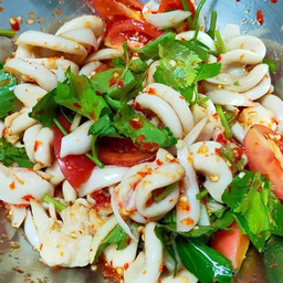 ยำไส้ตัน