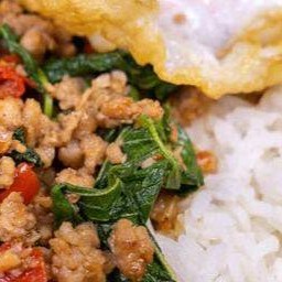 ข้าวกะเพราหมูสับ