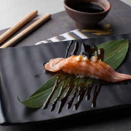 38.ซูชิแซลมอนคาเวียร์-Salmon Caviar