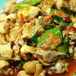 ผัดเผ็ดไก่