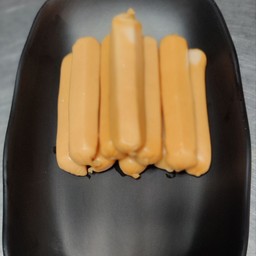 ไส้กรอกหนังกรอบ (ราคาต่อแท่ง)