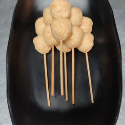 ลูกชิ้นปูฮอกไกโด (ราคาต่อไม้ 2 ลูก)