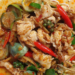 ผัดฉ่าไก่