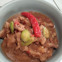 หมูกะปิ