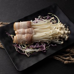 YS13.เบคอนห่อเห็ดเข็มทอง (3P)-Golden Needle Bacon