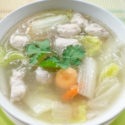 ต้มจืดผัดกาดขาวหมูเด้ง