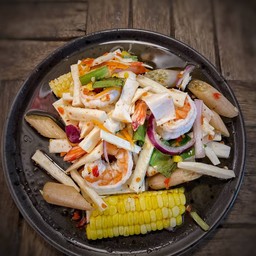 ยำยอดมะพร้าว