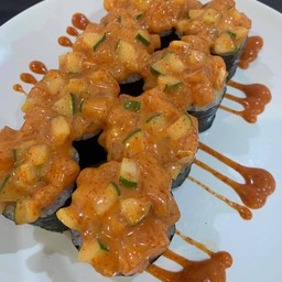 Salmon spicy 8 pcs.