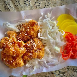 ไก่ป๊อบทอดราดซอสน้ำผึ้ง