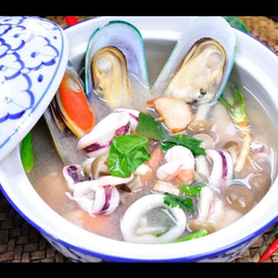 ต้มยำทะเลน้ำใส