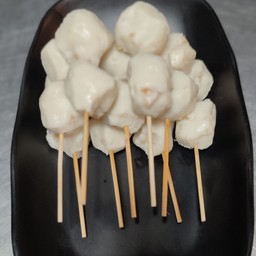 ลูกชิ้นแมงกะพรุน (ราคาต่อไม้ 2 ลูก)