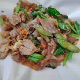 ผัดซีอิ้วหมู