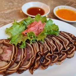 หูหมูแก้ว