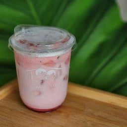 นมสดสตรอเบอรี่