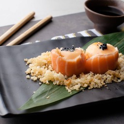 60.แซลมอนโรลภูเขาไฟ(2P)-Fuji Salmon Roll