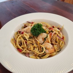 สปาเกตตี้ผัดฉ่า