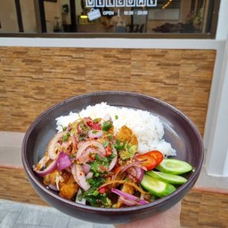 ข้าวยำไก่ซี๊ดด