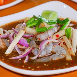 ยำไหลบัวกุ้งสด