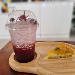 เบอร์รี่รวมโซดา Mix Berry Soda