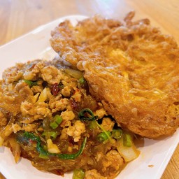 กะเพราวุ้นเส้น