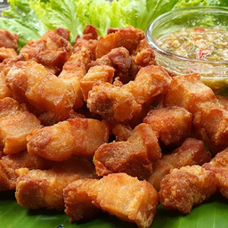 N28 Fried Pork Belly with Fish Sauce 五花肉炸鱼露