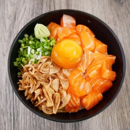 ข้าวเเซลมอลไข่ดอง