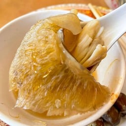 หูฉลามนํ้าแดง (หม้อเล็ก)