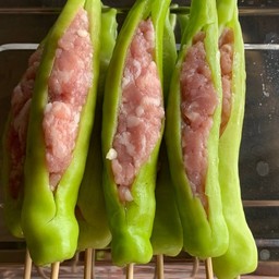 พริกหยวกยัดใส้หมูสับ