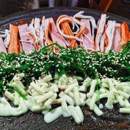 แฮมปูอัดยำสาหร่ายชีสยืด