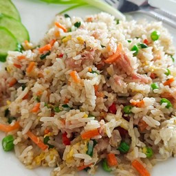 ข้าวผัดหมูสับ