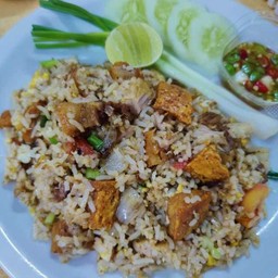 ข้าวผัดรถไฟ