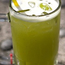 ณดา น้ำอ้อยคั่นสด