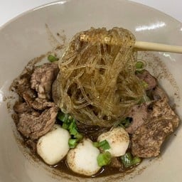 ก๋วยเตี๋ยวเรือเจ้ใหญ่(สาขาสะพานควาย)&ปลาหมึกย่างน้ำจิ้มรสเด็ดสาขา2(สะพานควาย) -