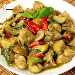 เขียวหวานผัดแห้ง