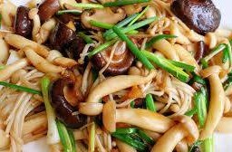 ผัดเห็ด 3 อย่าง