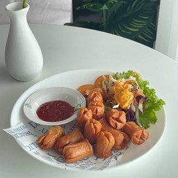 ไส้กรอกไก่ทอด