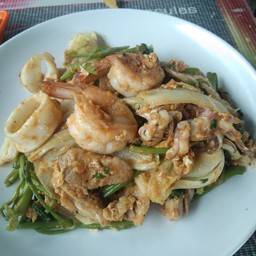 ข้าวต้มเฮง เฮง และอาหารตามสั่ง