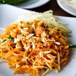 ผัดไทยไข่
