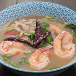 N123 Clear Soup with Prawns 泰式麻辣汤虾