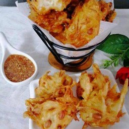 ไชเท้าทอด