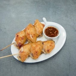ปีกกลางย่าง (ประสิทธิ์ไก่ย่าง)