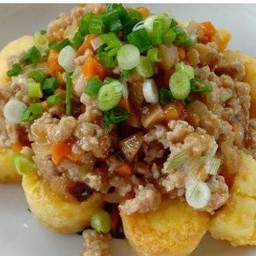 เต้าหู้ไข่ทอดทรงเครื่อง ราดข้าว