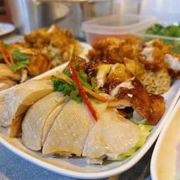 ข้าวมันไก่ผสม