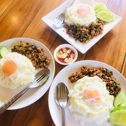 น่านเอฟเวอร์กรีน