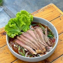 ยำเนื้อย่าง