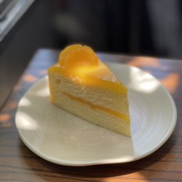 MANDARIN ORANGE CAKE