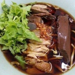 ก๋วยเตี๋ยวเป็ด (ร้านราดหน้าปลายฉัตร)