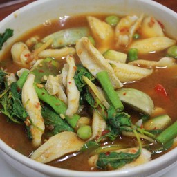 แกงป่าปลาเห็ดโคน