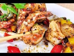 กุ้งผัดพริกไทดำ